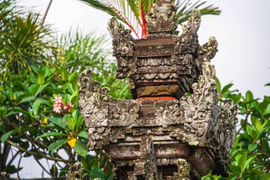 Ubud, Endonezya - 1 Temmuz 2023: Bulutlu Hava 'daki Tarihi Bali Köyü, HDR Görüntü