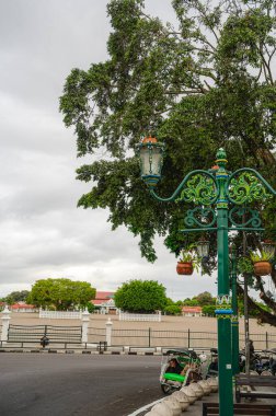 Yogyakarta, Endonezya - 1 Temmuz 2023: Bulutlu havada tarihi şehir merkezi, HDR Görüntü