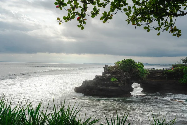 Tanah Lot Tapınağı, Bali, Endonezya