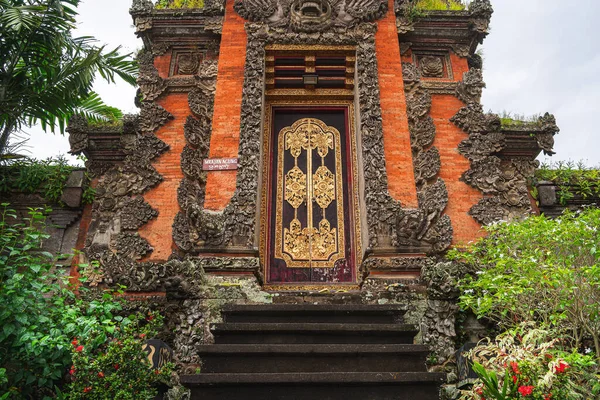 Ubud Indonezja Lipca 2023 Historyczna Wioska Balijska Zachmurzeniu Obraz Hdr — Zdjęcie stockowe