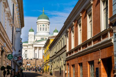 Helsinki, Finlandiya - 18 Mart 2023: Kışın kent merkezi, HDR Image