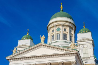 Helsinki, Finlandiya - 18 Mart 2023: Kışın kent merkezi, HDR Image