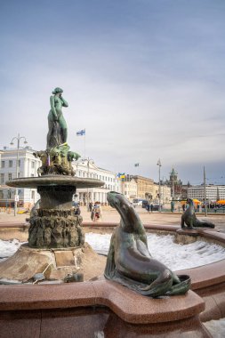 Helsinki, Finlandiya - 18 Mart 2023: Kışın kent merkezi, HDR Image