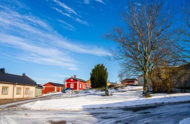 Rauma, Finlandiya - Şubat 12023: Kışın tarihi merkez, HDR Image