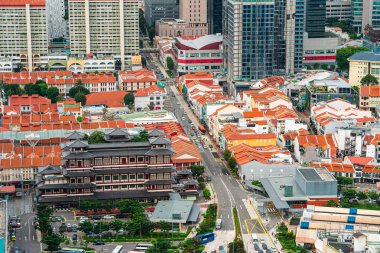 Singapur - Temmuz 12023: Bulutlu havada şehir silueti, HDR Görüntü