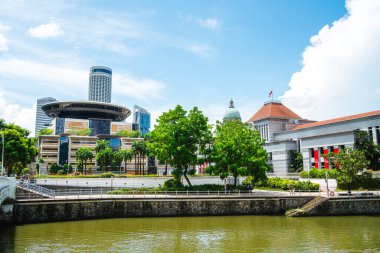 Singapur - Temmuz 12023: Singapur Nehri ve Limanı çevresindeki simgeler, HDR Görüntü