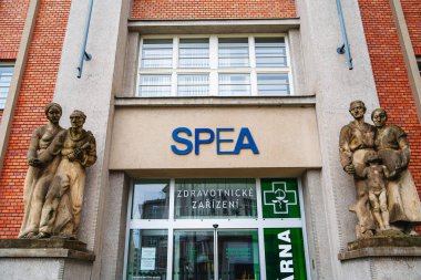 Olomouc, Çek Cumhuriyeti - Mart 12023: Bulutlu havada tarihi kent merkezi, HDR Görüntü 