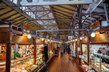 Turku, Finlandiya - Mart 12023: Turku şehri yerel pazarı, HDR Görüntü