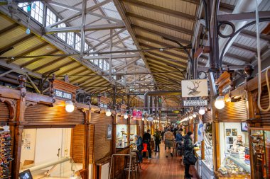 Turku, Finlandiya - Mart 12023: Turku şehri yerel pazarı, HDR Görüntü