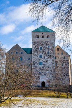 Turku, Finlandiya - Mart 12023: Kışın tarihi kent simgeleri, HDR Görüntü