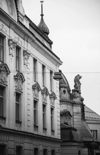 Olomouc สาธารณร ฐเช นาคม 2023 กลางเม องประว ศาสตร ในสภาพอากาศเมฆ ภาพ — ภาพถ่ายสต็อก