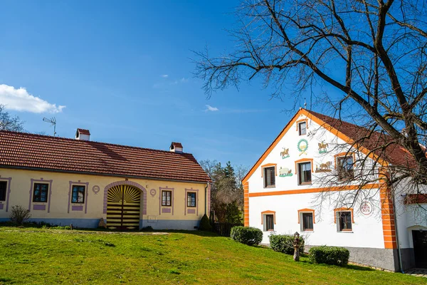 Holasovice Çek Cumhuriyeti Mart 12023 Güneşli Havada Tarihi Köy Hdr — Stok fotoğraf