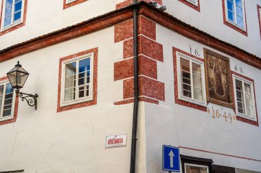 Uygulama, Çek Cumhuriyeti - Mart 12023: Güneşli havada tarihi köy, HDR Görüntü