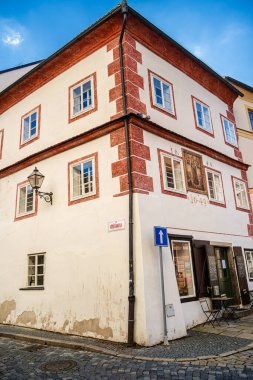 Uygulama, Çek Cumhuriyeti - Mart 12023: Güneşli havada tarihi köy, HDR Görüntü