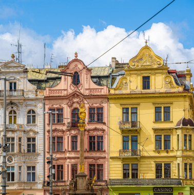 Plzen, Çek Cumhuriyeti - Mart 12023: İlkbaharda tarihi kent simgeleri, HDR Resmi