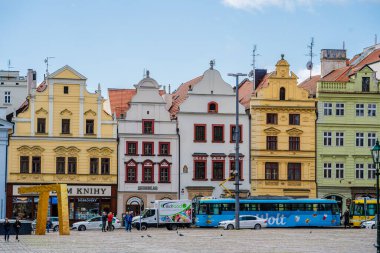 Plzen, Çek Cumhuriyeti - Mart 12023: İlkbaharda tarihi kent simgeleri, HDR Resmi