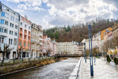 Karlovy Vary, Çek Cumhuriyeti: Mart 12023: İlkbaharda tarihi kent merkezi, HDR Resmi