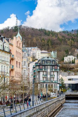 Karlovy Vary, Çek Cumhuriyeti: Mart 12023: İlkbaharda tarihi kent merkezi, HDR Resmi
