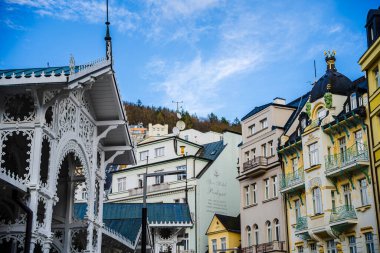 Karlovy Vary, Çek Cumhuriyeti: Mart 12023: İlkbaharda tarihi kent merkezi, HDR Resmi