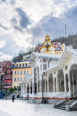 Karlovy Vary, Çek Cumhuriyeti: Mart 12023: İlkbaharda tarihi kent merkezi, HDR Resmi