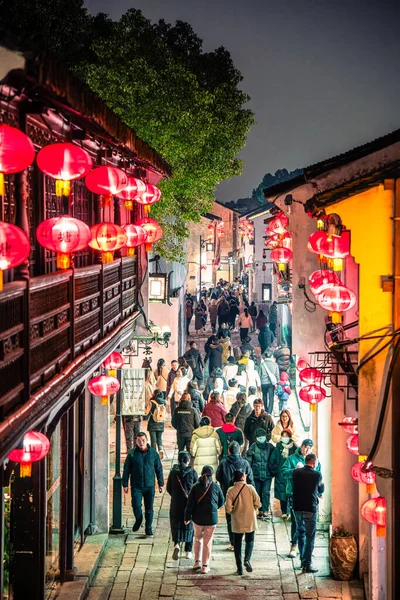 中国蘇州 2023年12月1日 夜間に市内中心部の景色を眺める — ストック写真