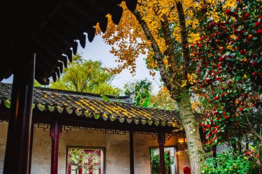 Suzhou, Çin - Aralık 12023: Çiftin bulutlu havada dinlenme bahçesi, HDR Görüntü
