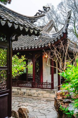 Suzhou, Çin - Aralık 12023: Çiftin bulutlu havada dinlenme bahçesi, HDR Görüntü
