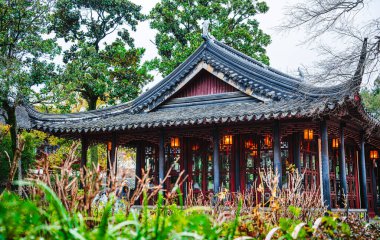 Suzhou, Çin - Aralık 12023: Bulutlu havada mütevazı Yöneticinin Bahçesi, HDR Görüntü