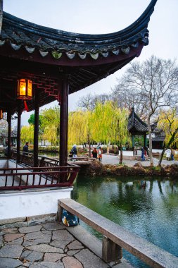 Suzhou, Çin - Aralık 12023: Bulutlu havada mütevazı Yöneticinin Bahçesi, HDR Görüntü