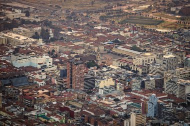 Monserrate, Kolombiya 'dan Bogota' ya bakın.