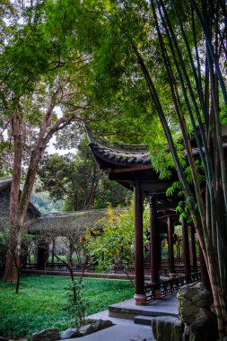 Chengdu, Çin - 2 Aralık 2023: Du Fu Thatched Cottage Park, HDR Image