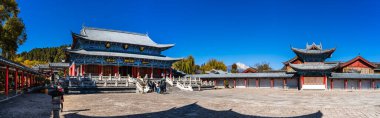 Lijiang, Yunnan, Çin - Aralık 12023: Güneşli havada eski bir kasaba, HDR Görüntü