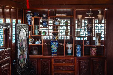 Lijiang, Yunnan, Çin - Aralık 12023: Güneşli havada eski bir kasaba, HDR Görüntü