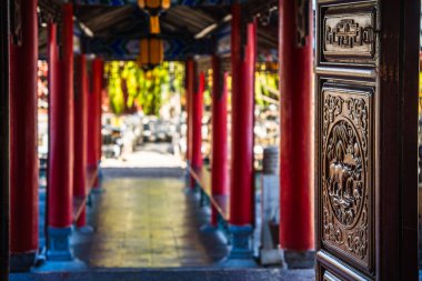 Lijiang, Yunnan, Çin - Aralık 12023: Güneşli havada eski bir kasaba, HDR Görüntü