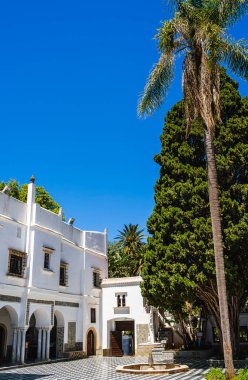 Cezayir, Cezayir - 7 Mayıs 2024: Güneşli Hava Tarihi Mimari, HDR Görüntü