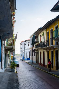 Panama Şehri, Panama - 4 Şubat 2024: Güneşli havada tarihi şehir merkezi, HDR Görüntü