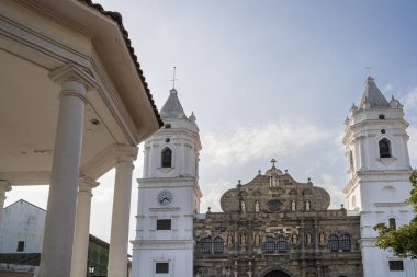 Panama Şehri, Panama - 4 Şubat 2024: Güneşli havada tarihi şehir merkezi, HDR Görüntü