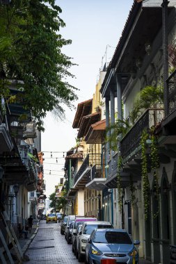 Panama Şehri, Panama - 4 Şubat 2024: Güneşli havada tarihi şehir merkezi, HDR Görüntü