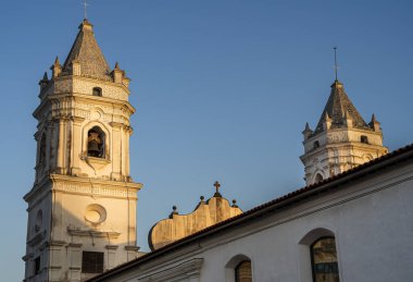 Panama Şehri, Panama - 4 Şubat 2024: Güneşli havada tarihi şehir merkezi, HDR Görüntü