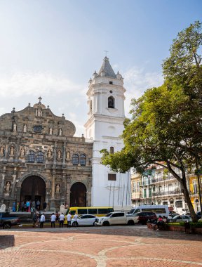 Panama Şehri, Panama - 4 Şubat 2024: Güneşli havada tarihi şehir merkezi, HDR Görüntü