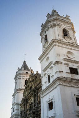 Panama Şehri, Panama - 4 Şubat 2024: Güneşli havada tarihi şehir merkezi, HDR Görüntü