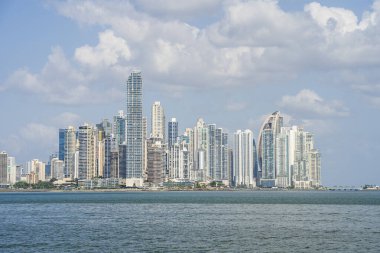 Panama Şehri, Panama - 4 Şubat 2024: Güneşli havada tarihi şehir merkezi, HDR Görüntü