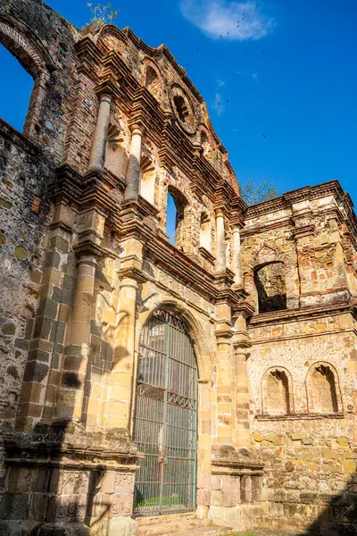 Panama Şehri, Panama - 4 Şubat 2024: Güneşli havada tarihi şehir merkezi, HDR Görüntü