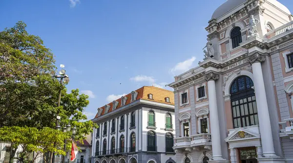 Panama Şehri, Panama - 4 Şubat 2024: Güneşli havada tarihi şehir merkezi, HDR Görüntü