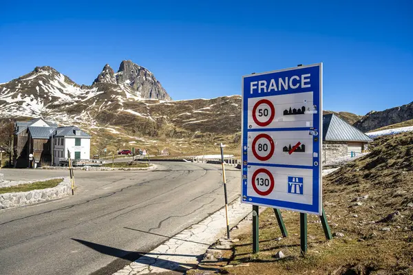 Stock image View of the snow-covered mountains at Portalet Pass, French Pyrenees, HDR Image