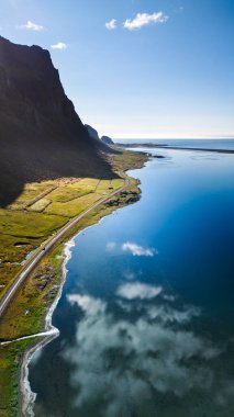 İzlanda 'daki Eastf Jords' un hava aracı görüntüsü