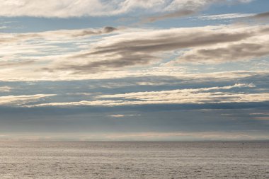 Saint Lawrence Nehri üzerinde gün batımı, Gaspe Yarımadası, Kanada