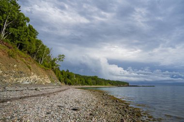 Quebec, Kanada 'daki Chaleur Körfezi' nin hava aracı görüntüsü