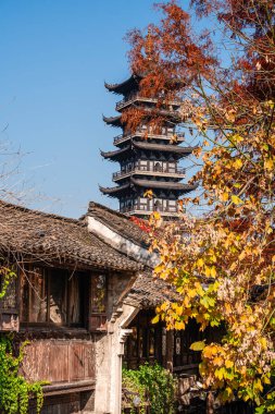 Wuzhen, Çin - 3 Aralık 2023: Kışın tarihi şehir merkezi, HDR Image