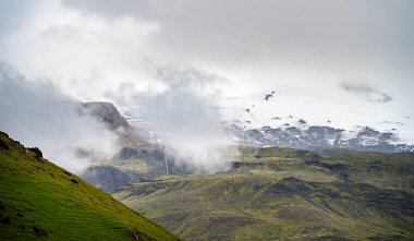 Eyjafjallajokull yakınlarındaki İzlanda Güney Sahili manzarası, HDR Görüntü